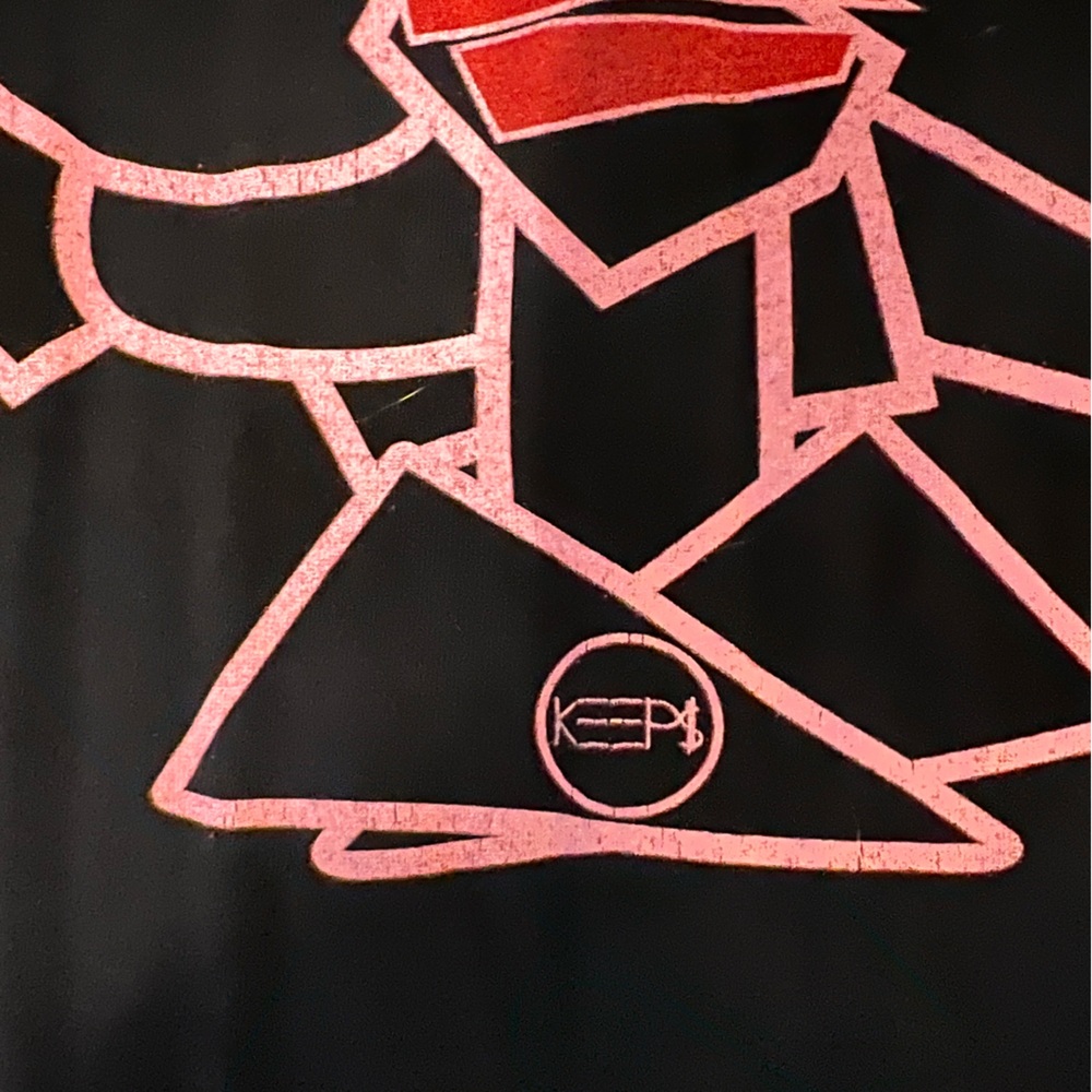 Nwot Keeps On Creating Designer T-Shirts By Keeps… - image 4